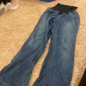 Jessica Simpson maternity jeans